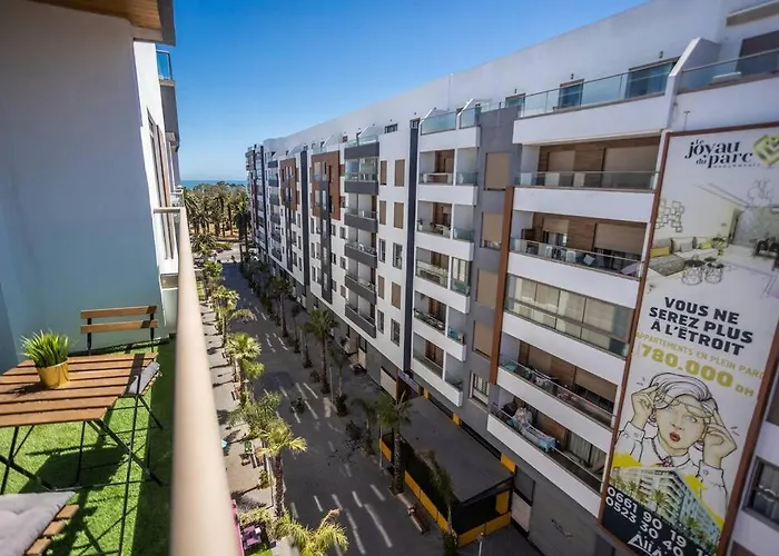 Modern Charm At Le Joyau Du Parc