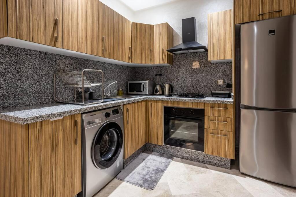 Apartment Modern Charm At Le Joyau Du Parc